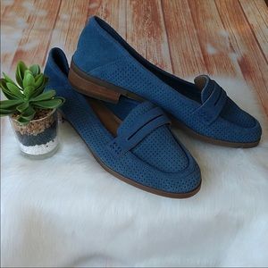 Blue lucky brand Loafers super cute
